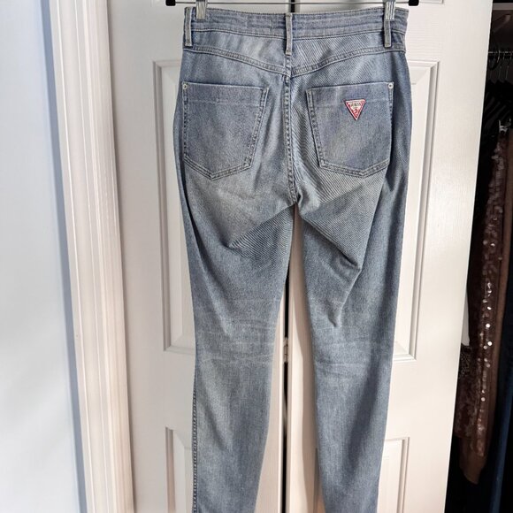 Guess 1981 Skinny Womens Size 27 Blue Denim Triangle Logo Mid Rise Jeans - Picture 2 of 5